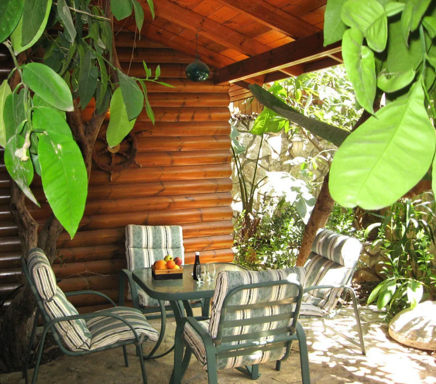 Ohn-Bar Guesthouse