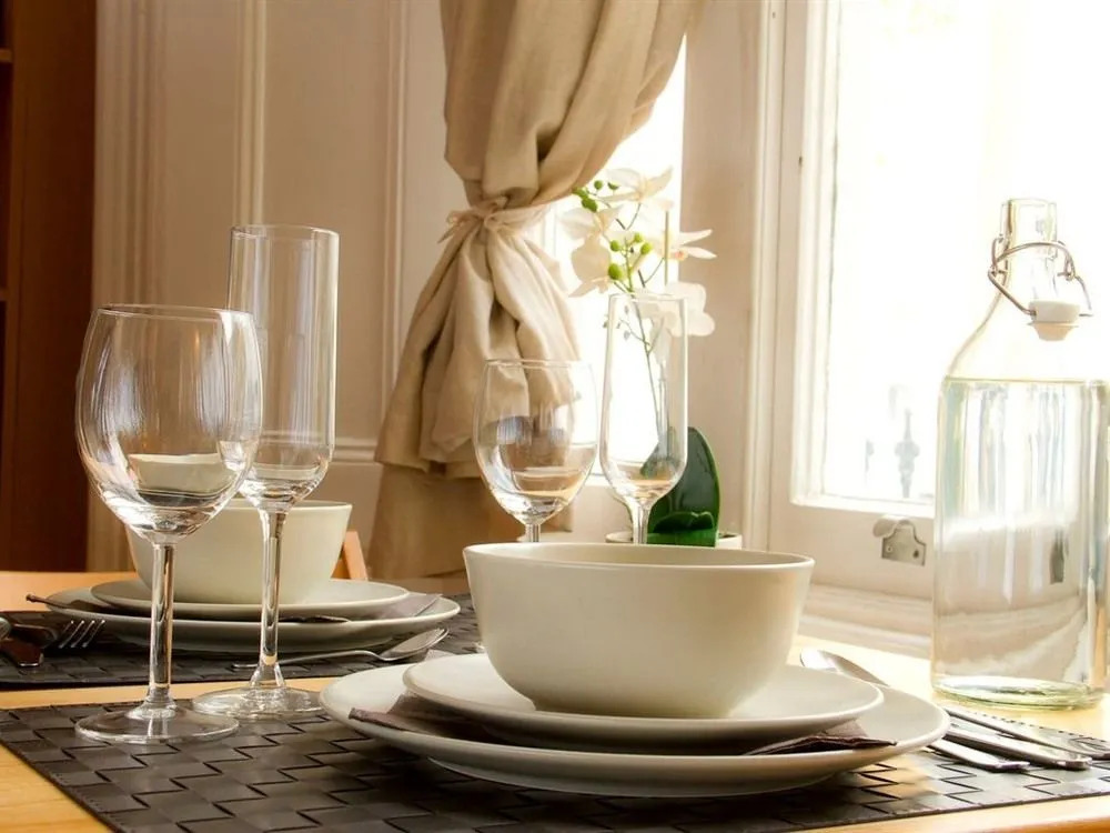 Irwin Apartments at Notting Hill