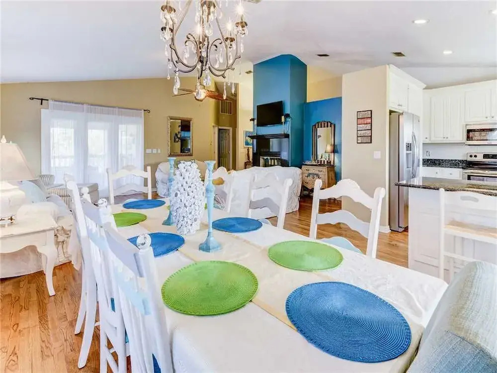 Chiquitas Sun - Four Bedroom Home