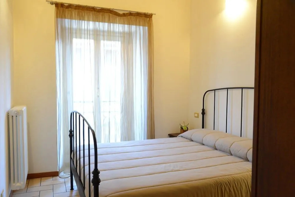 Le Stanze del Lago Apartments