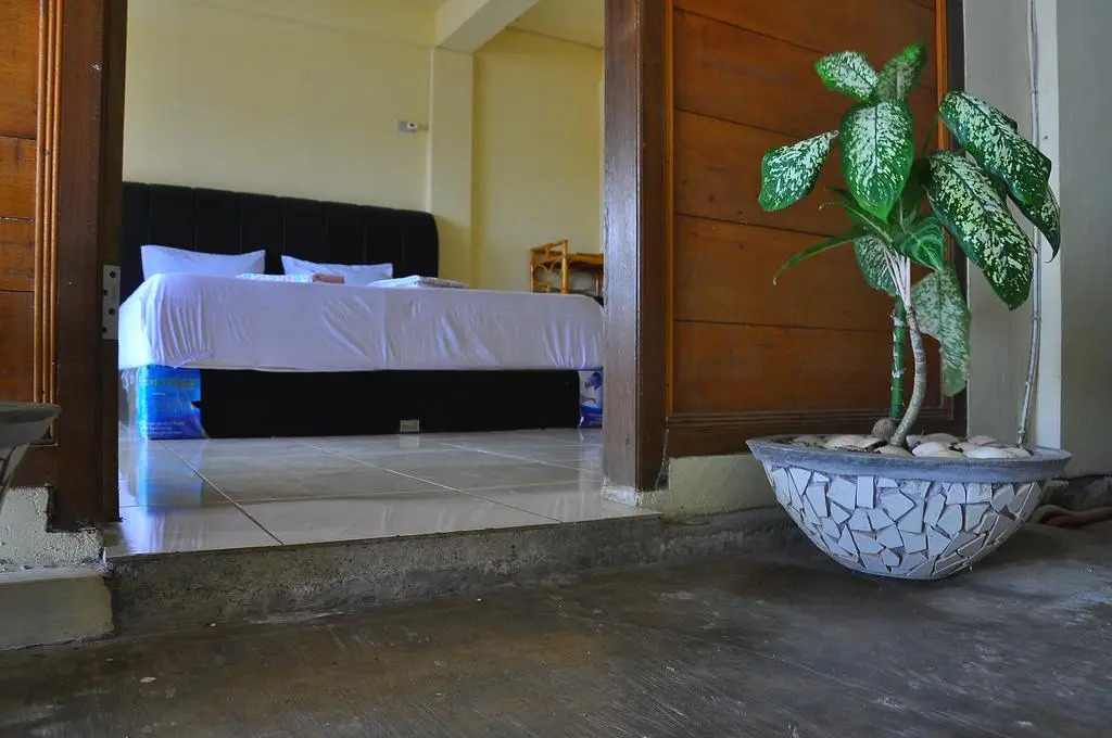 Fina Bungalow 1