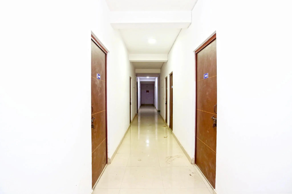 OYO 40010 Mannat Residency