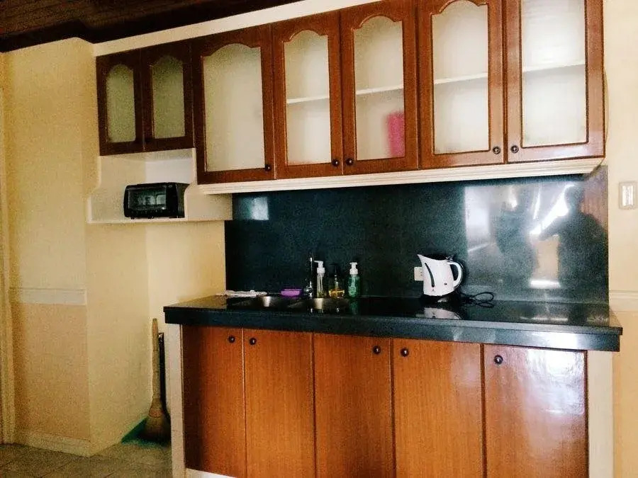 Atherton Place - Clavo Condotel Unit 6b