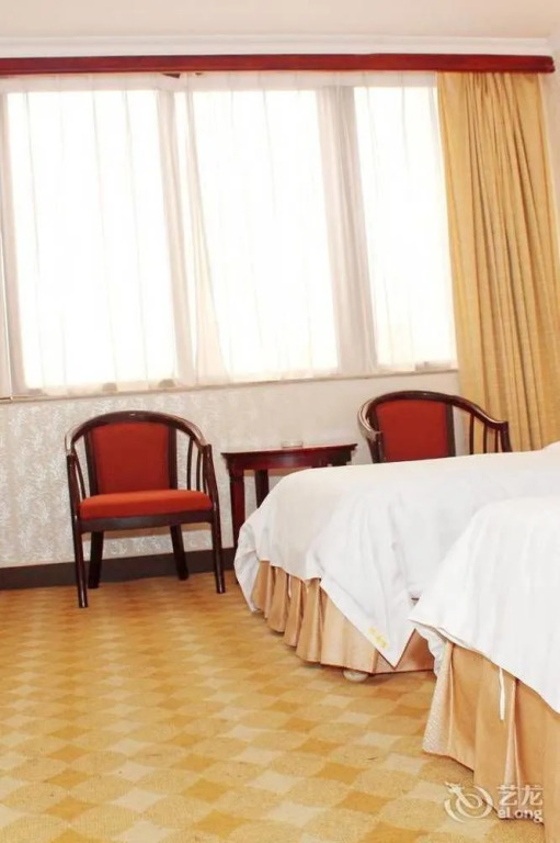 Yihailou Hotel