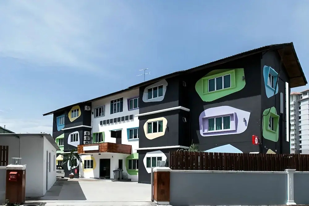 69 Hotel