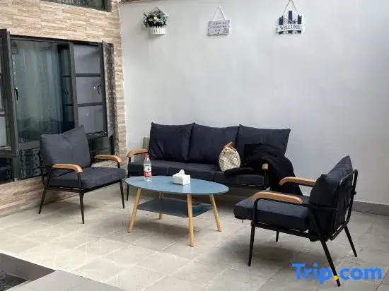 Nanchong Yaliju Courtyard Homestay
