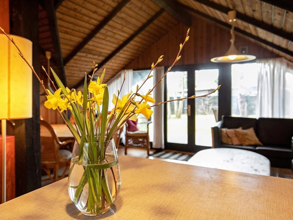 Cozy Holiday Home in Væggerløse Near Sea