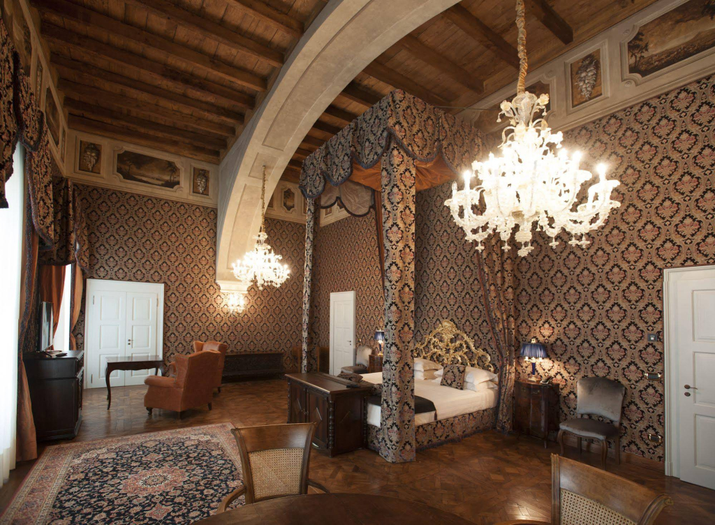 Castello di Guarene