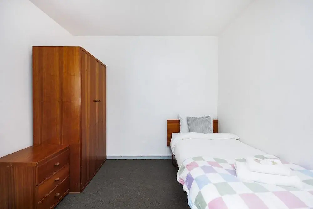 Vibrant Rooms NOTTINGHAM - SK