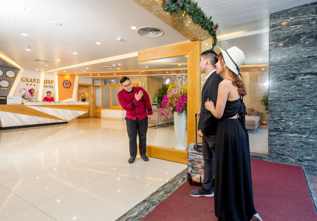 Grand Jeep Hotel Danang