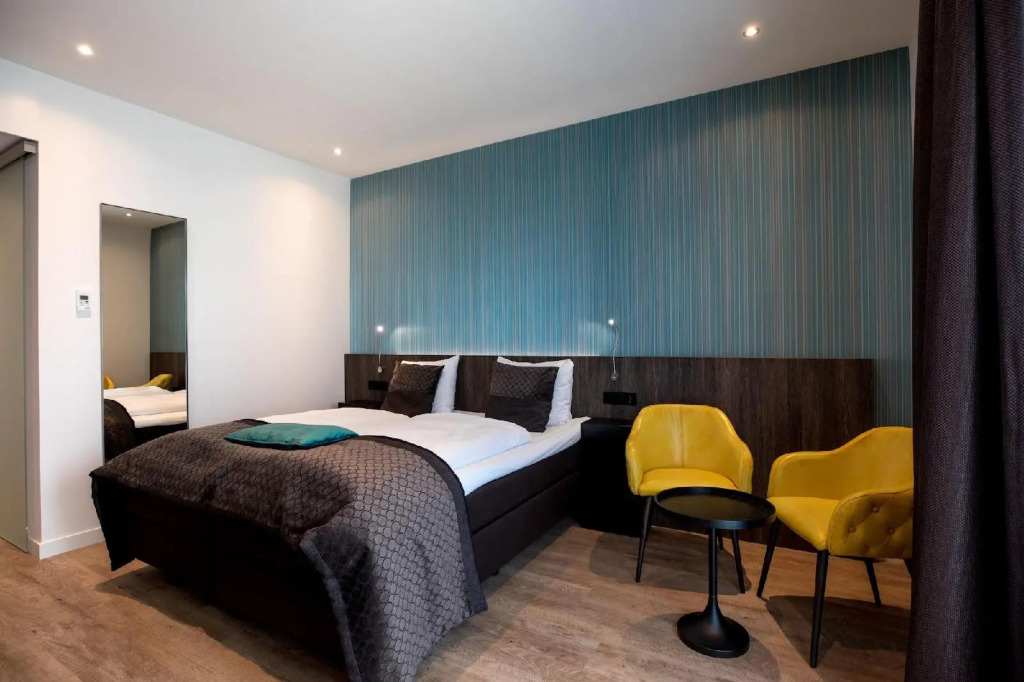 Hotel Roermond Next Door