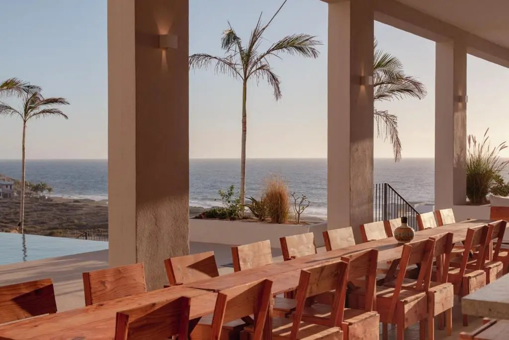 Topia Retreat - Surf Suite Sur