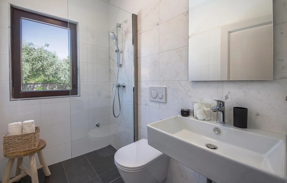 Amazing Apartment in Medulin With 4 Bedrooms, Wifi and Outdoor Swimming Pool