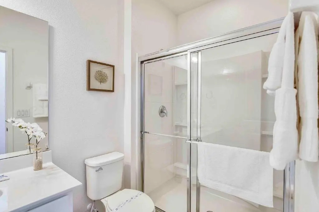 Magnificent Twelve Bedrooms with Ten Suites with Private Pool at Bella Vida Resort 0428