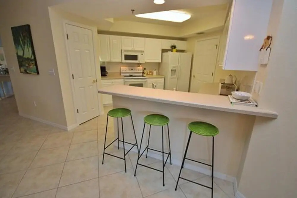 Oceanwalk 7-302 Apartment 2
