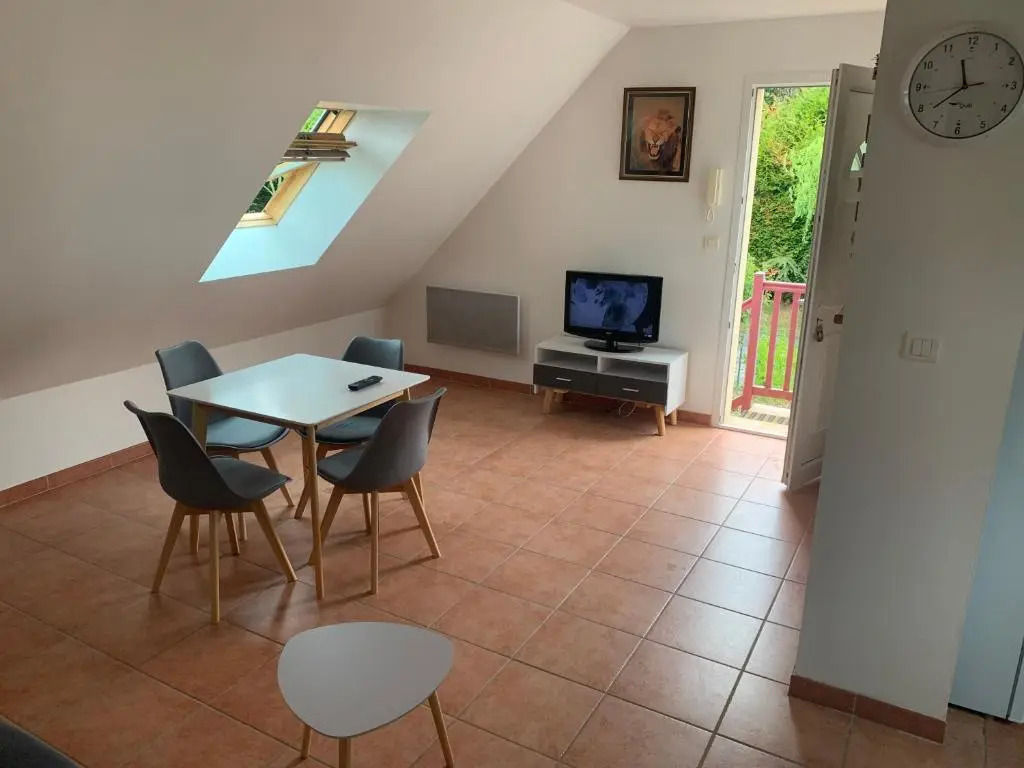 Appartement situé prés des plages et du golf