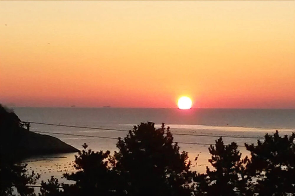 Yeosu Hyangilam Jeonmangdae Pension