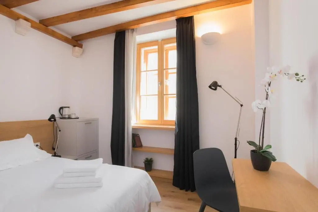 Rooms Kala