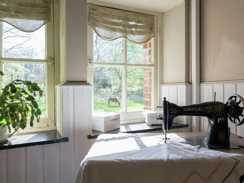 Bièvre Forest-Edge Retreat