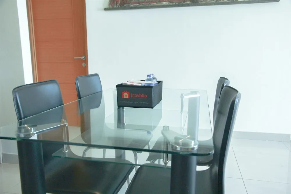 2BR Hampton's Park Apartment near Pondok Indah