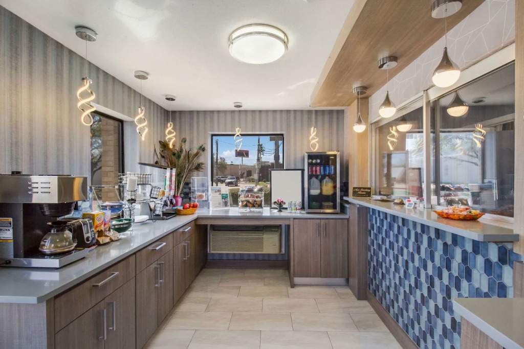 Prestige Inn