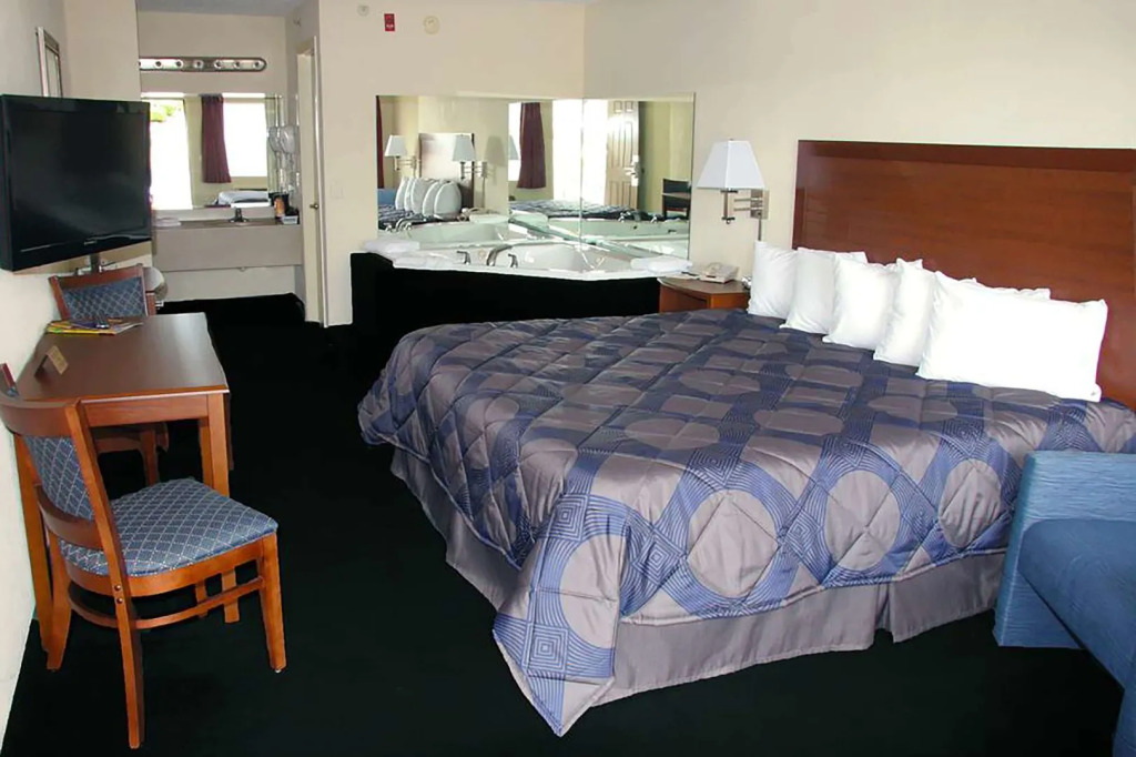 The Branson Waterpark Hotel