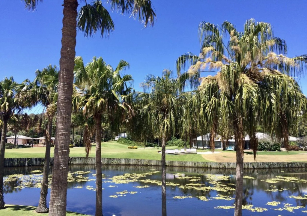 Charlesworth Bay Beach Resort
