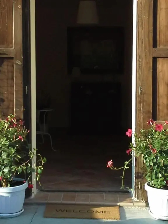 B&B Happiness in the Country