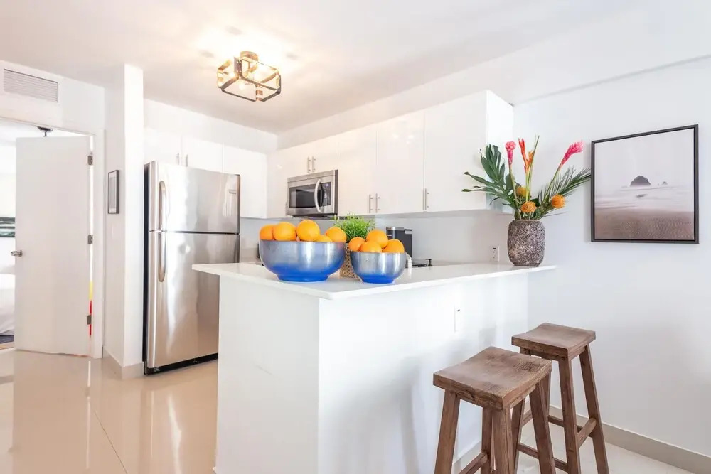 JURNY Miami Beach Apartments