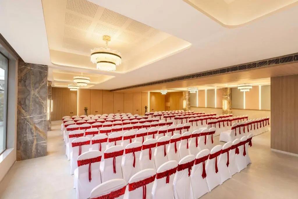 Regenta Hotel Science Center, Bhuj