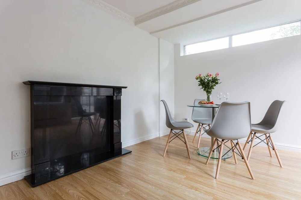 2 Bedroom Flat In Hammersmith Near The Thames