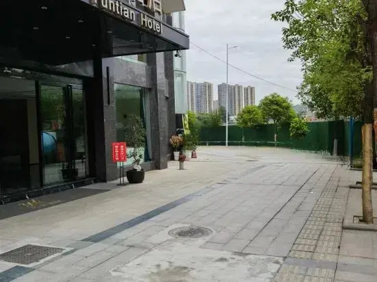 Yuntian Hotel