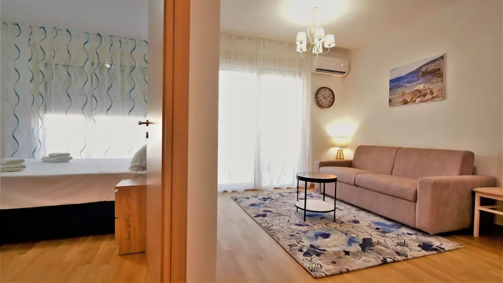 Kala Rooms & Suites