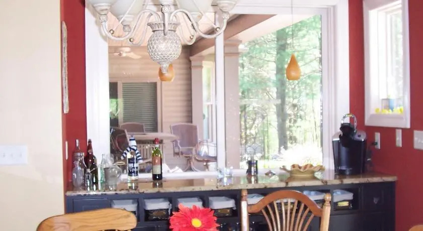 Big Hollow Bed & Breakfast