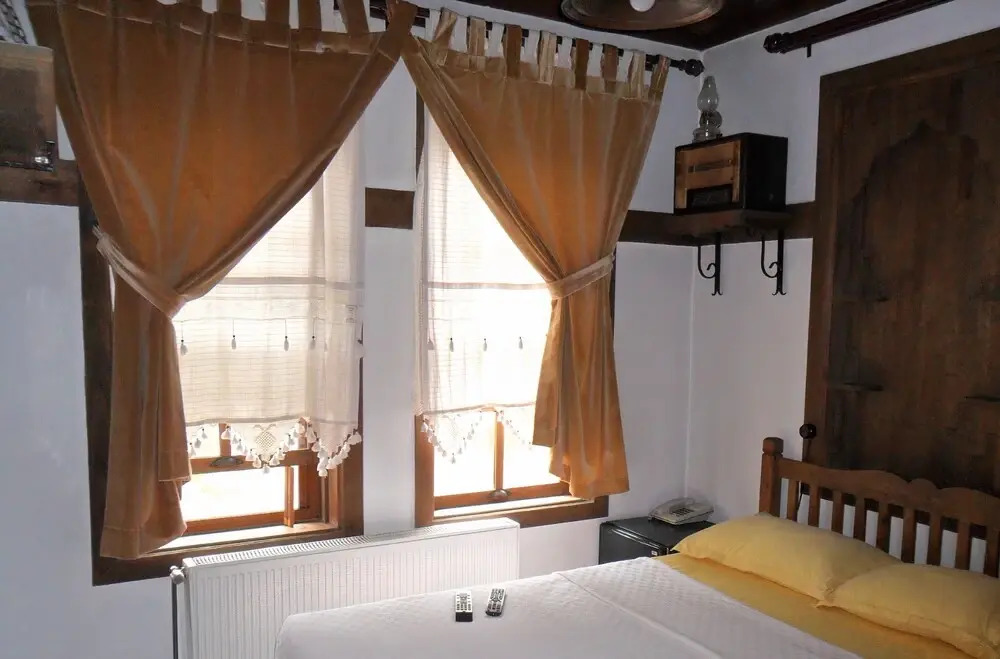 Ezgi Konaklari