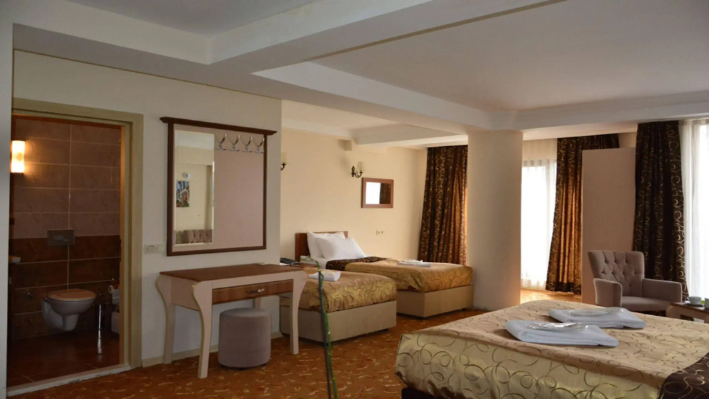 Konur Hotel