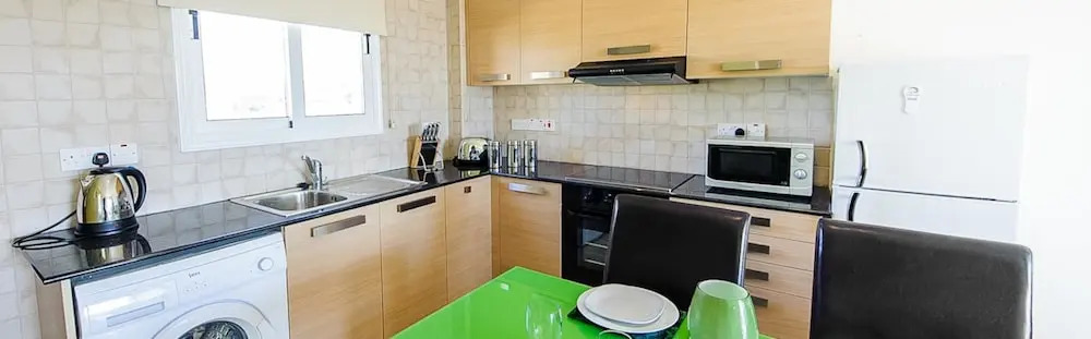 Oceanview Luxury Apartment 064