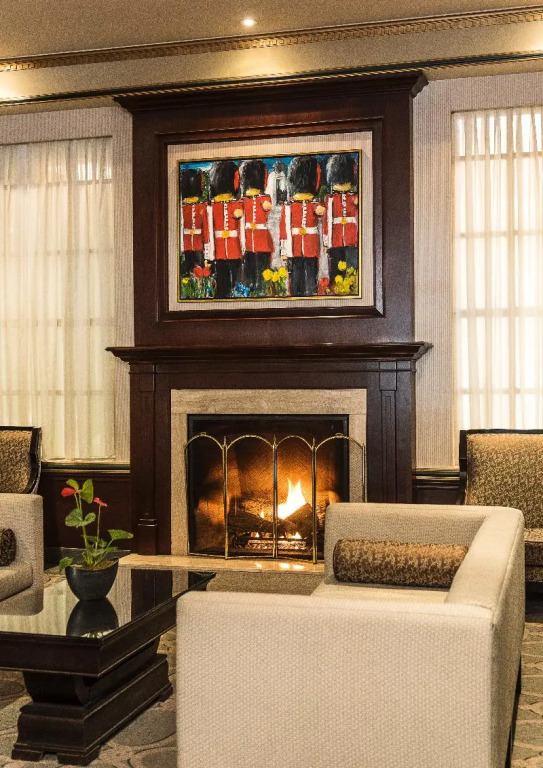 Lord Elgin Hotel