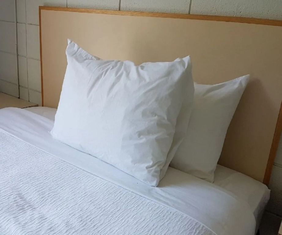 Airport Inn