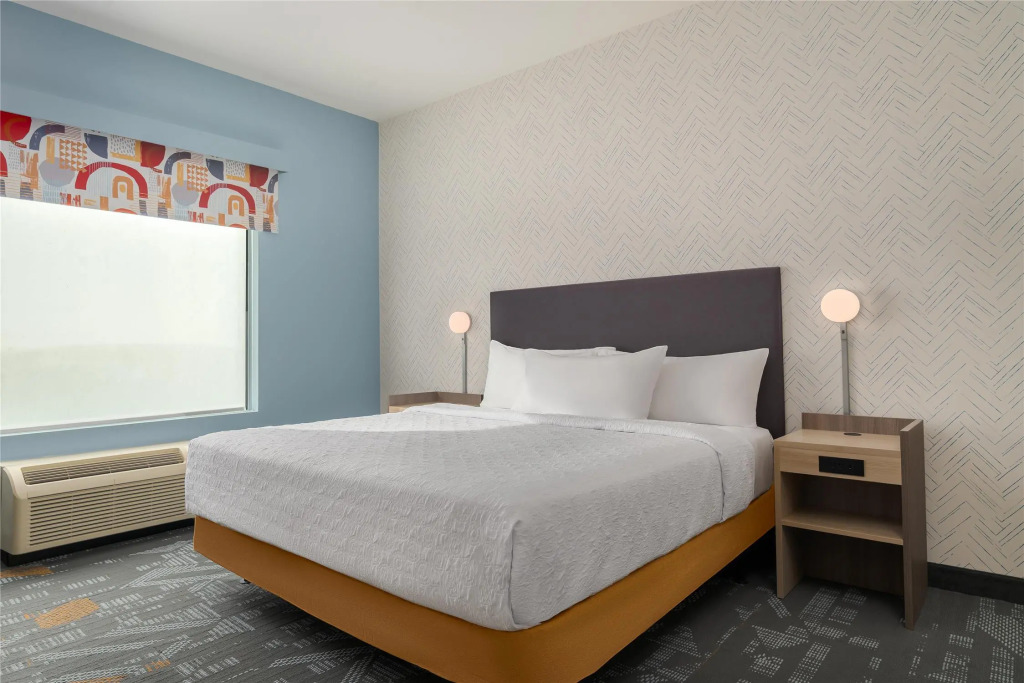 Home2 Suites By Hilton Riverview Tampa
