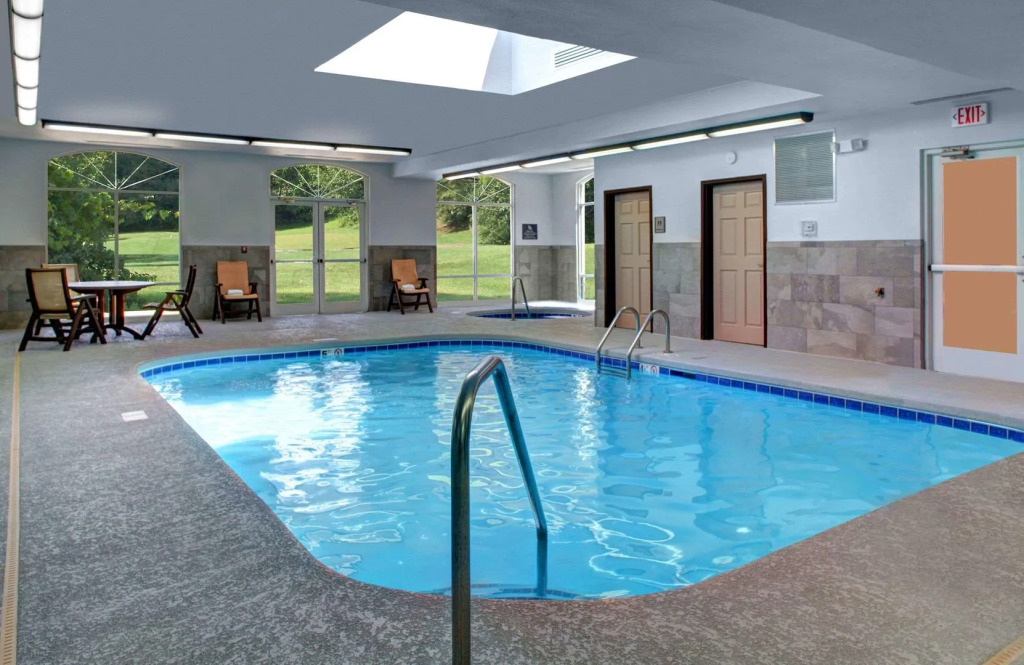 La Quinta Inn & Suites by Wyndham Downtown Asheville