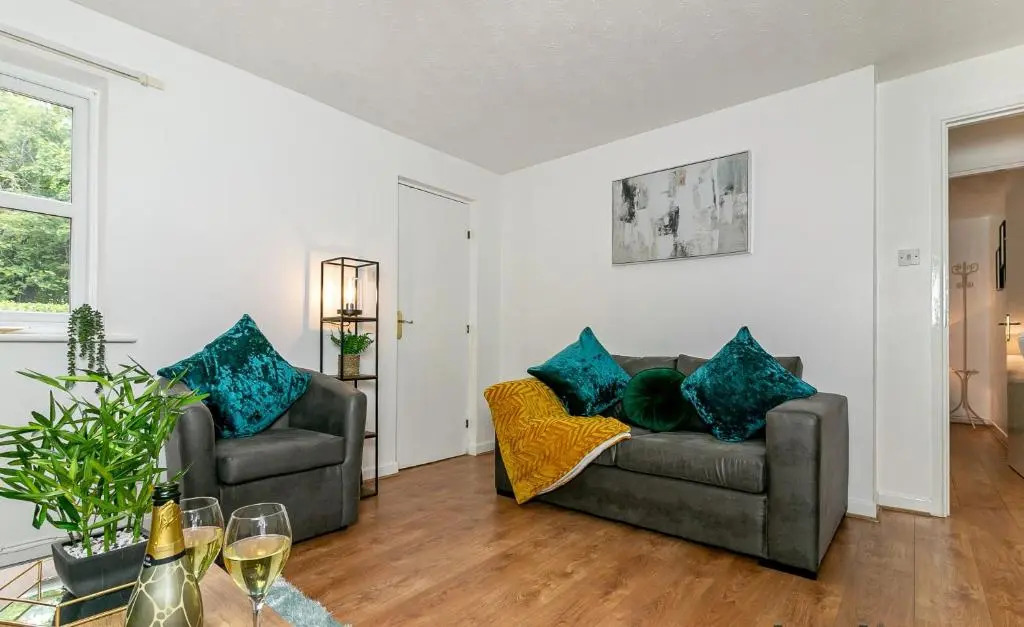 K Suites - Bishops Court