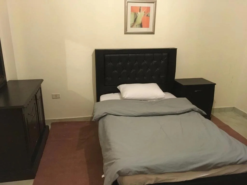 Suzan Hotel Apartments