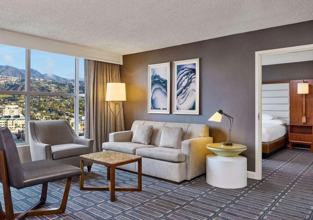 Hilton Los Angeles North-Glendale & Executive Meeting Center