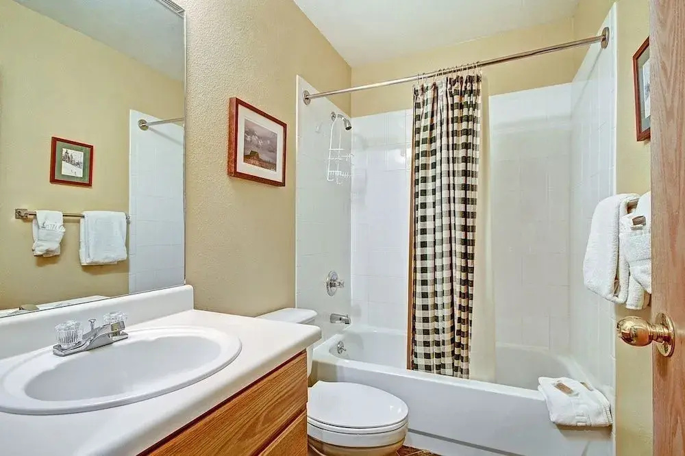 River Mtn Lodge W319