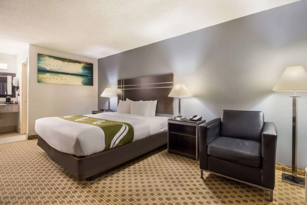 Quality Inn Madisonville