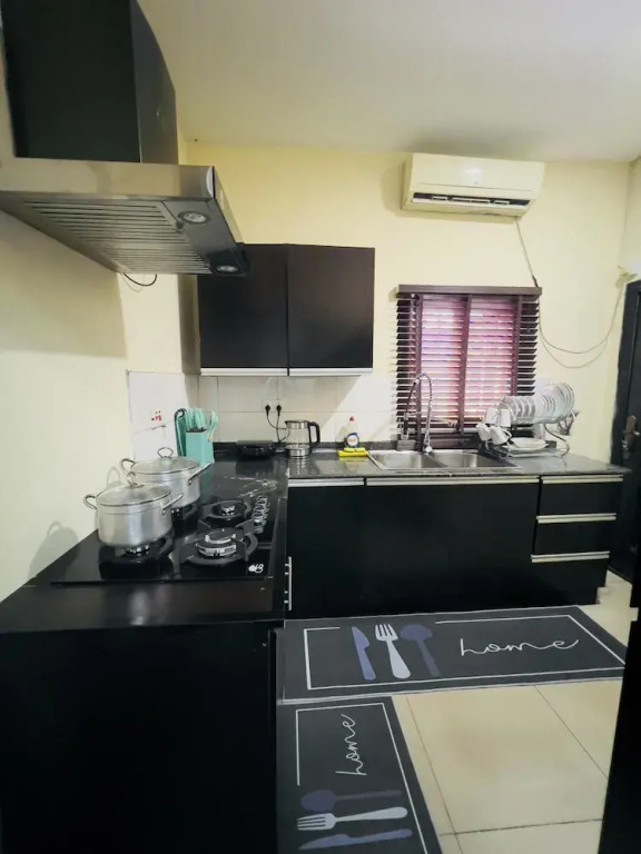 Luxury Ikeja Apartment With 2 Bedrooms