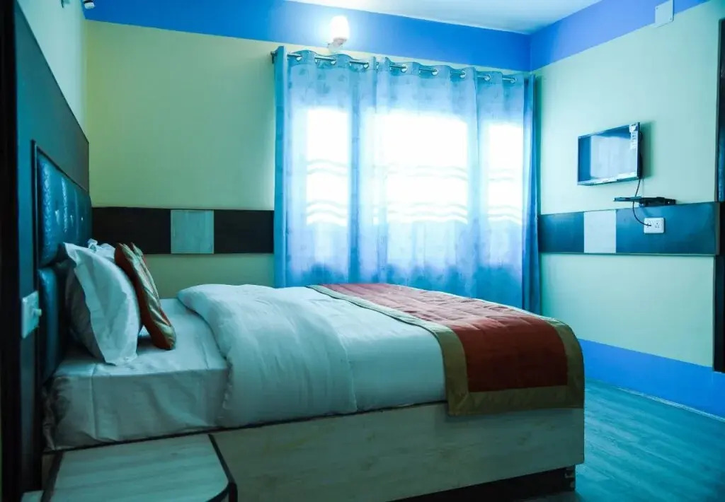 The Host By OYO Rooms