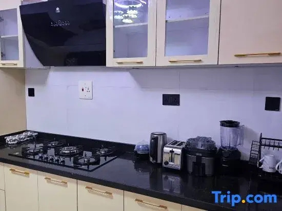 Luxury 5 Bedrooms Duplex With Swimming Pool