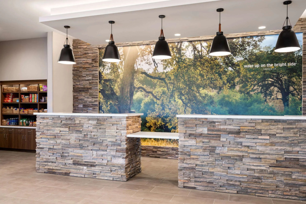 La Quinta Inn And Suites By Wyndham Lincoln